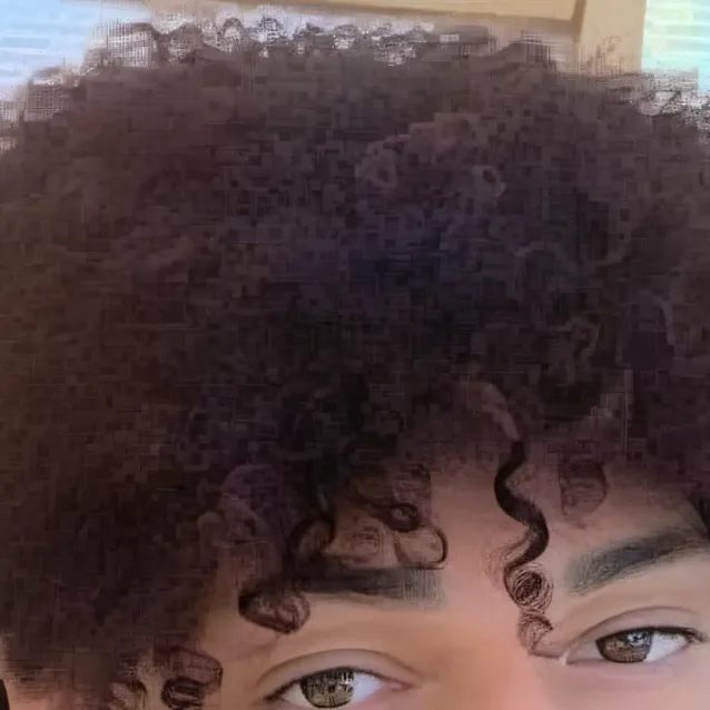 chat with ai character: Larray