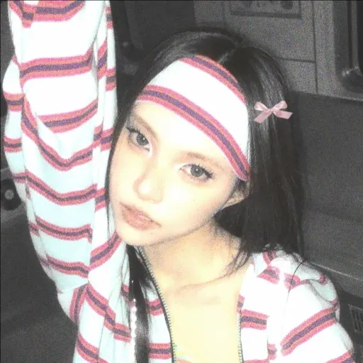 creator Yunah is my wife 😝's avatar