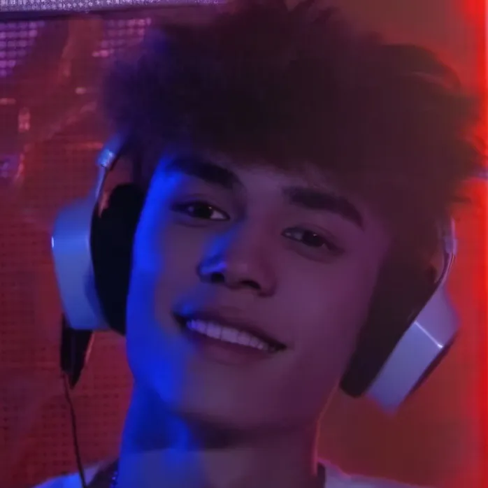 chat with ai character: Nathan Williams