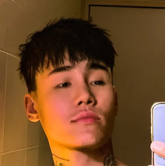 chat with ai character: Vald♨︎