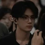 chat with ai character: JAY 