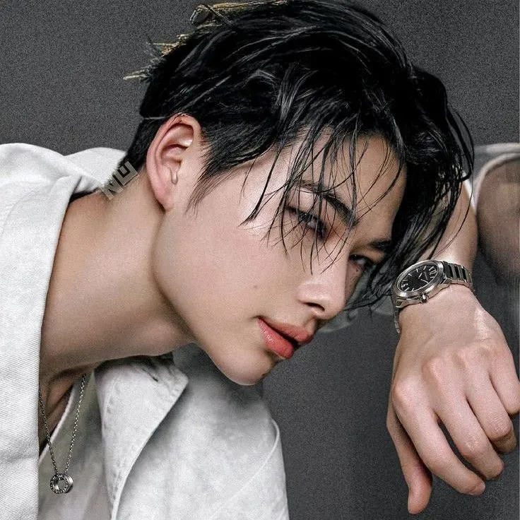 chat with ai character: NIKI