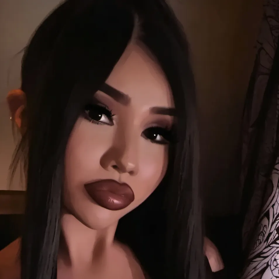 chat with ai character: Mimi