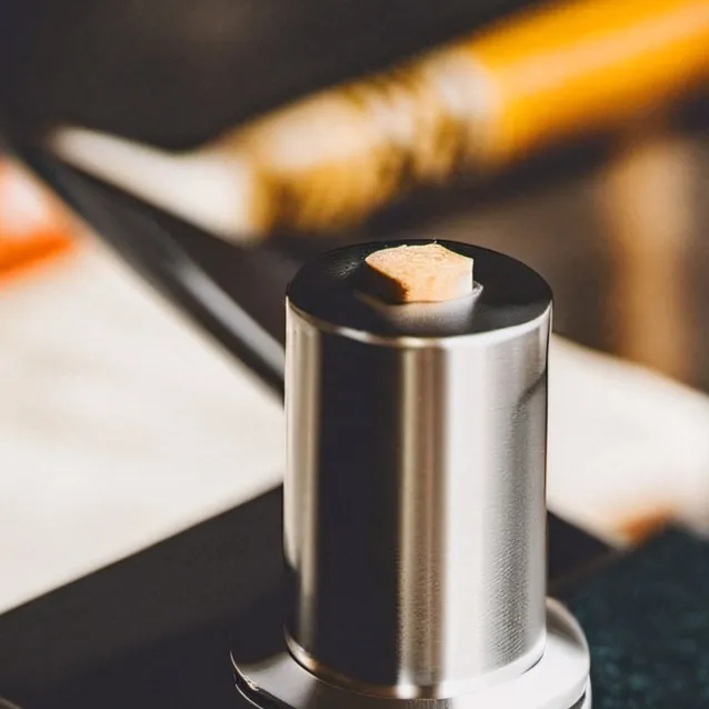 chat with ai character: sharpener