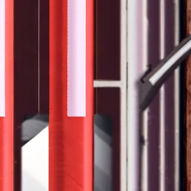 chat with ai character: Valentino