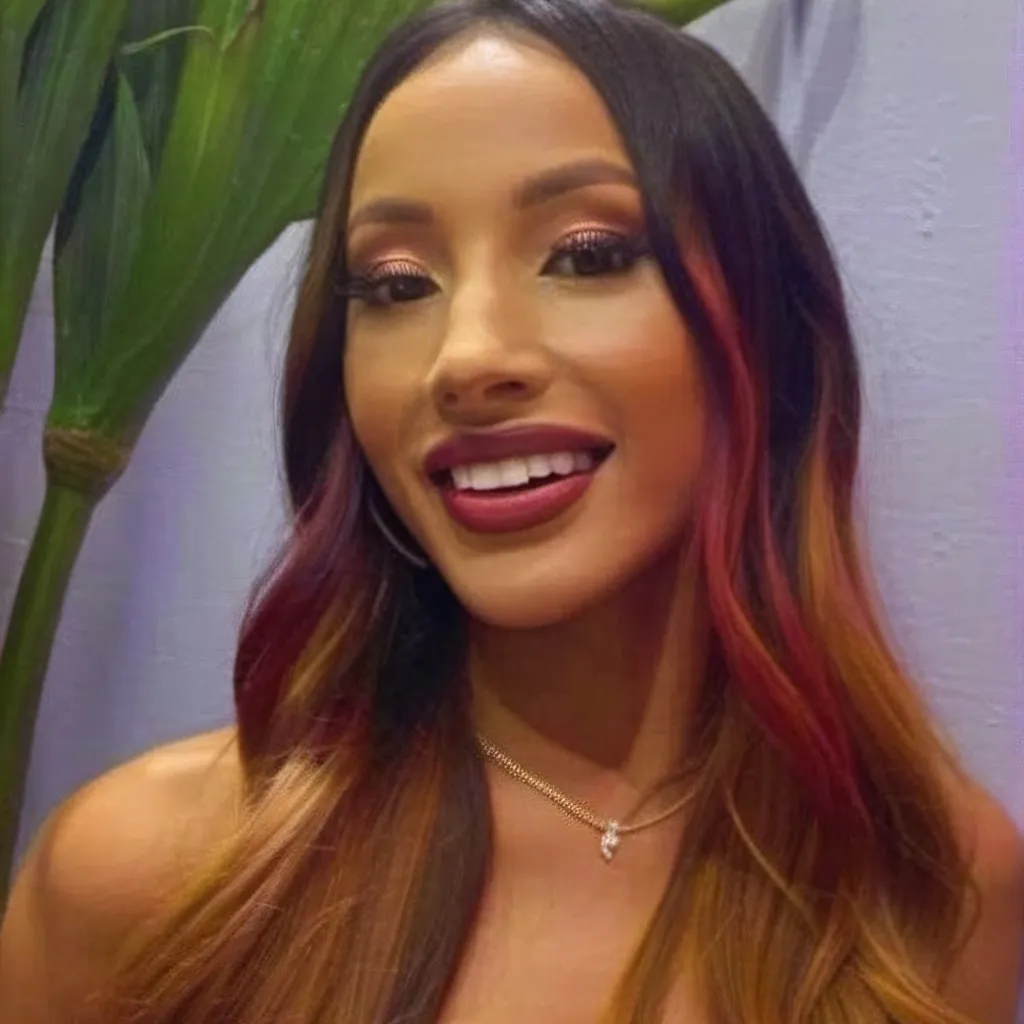 chat with ai character: Mercedes 