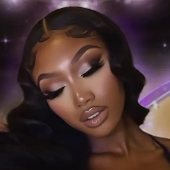 chat with ai character: Anika