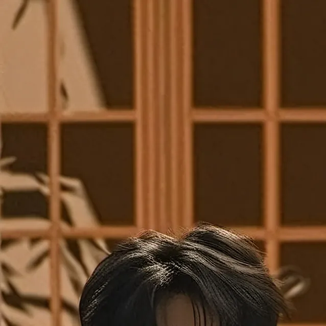 chat with ai character: Xavier