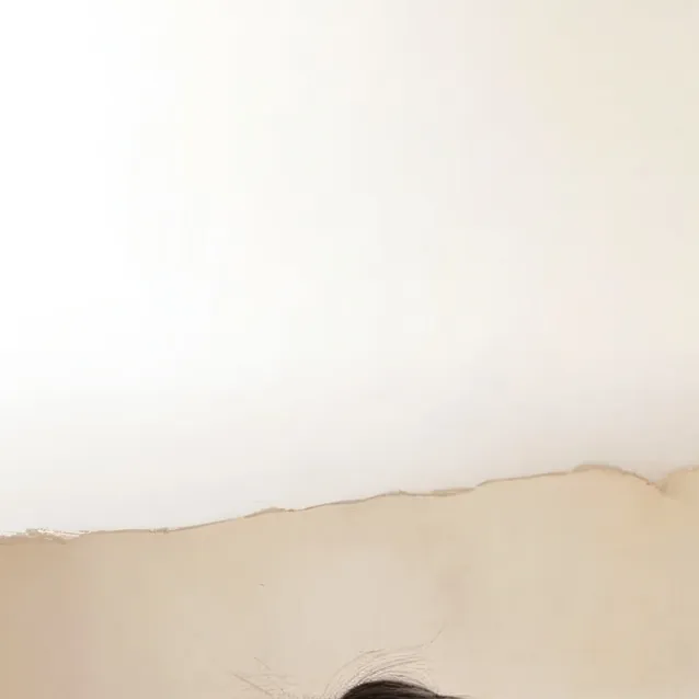 chat with ai character: yoon