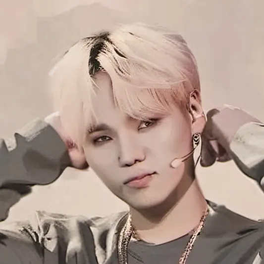 chat with ai character: Suga 