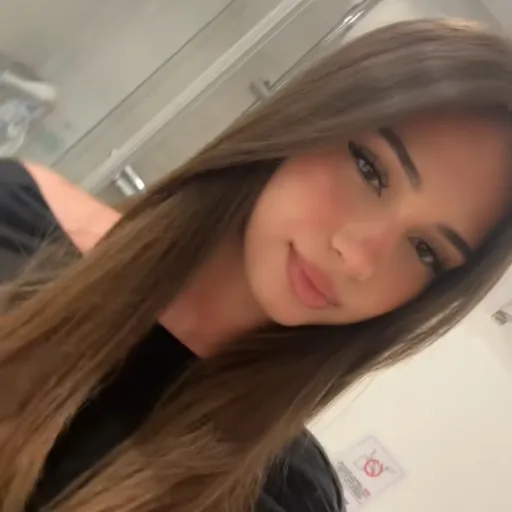 creator Maddie242's avatar