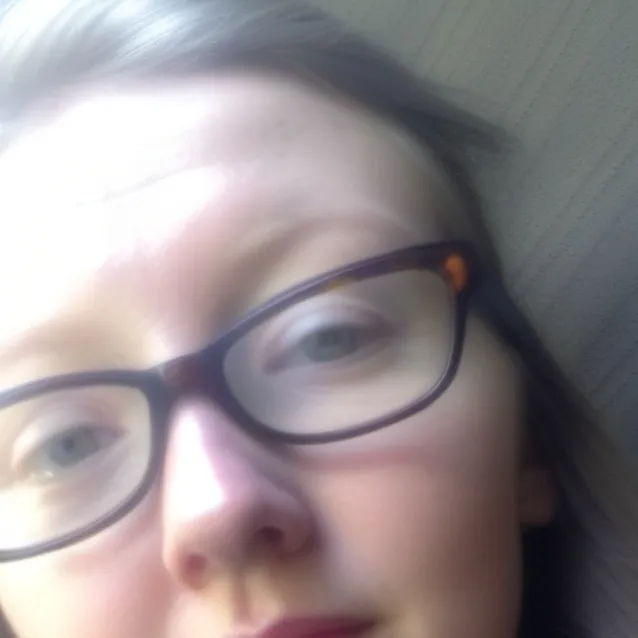 chat with ai character: twighla 