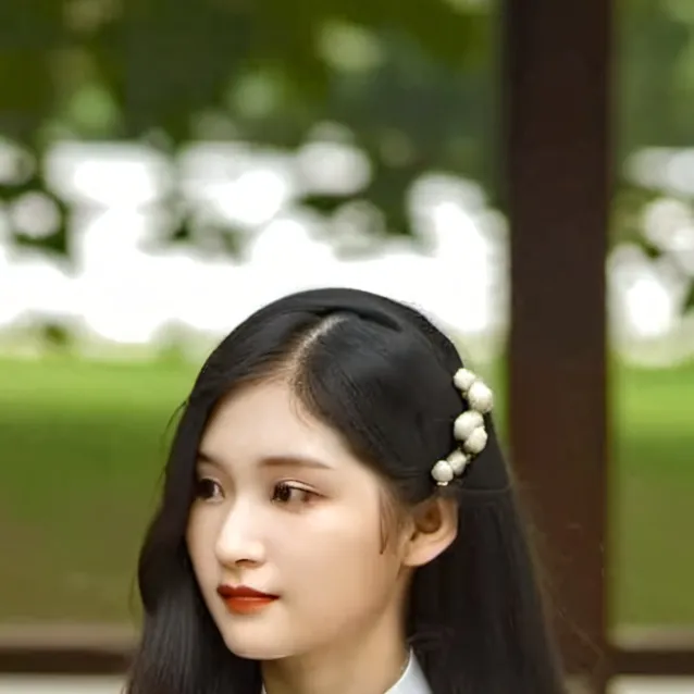 chat with ai character: Lily