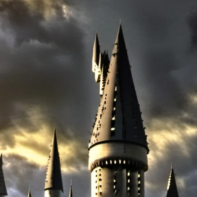 chat with ai character: hogwarts