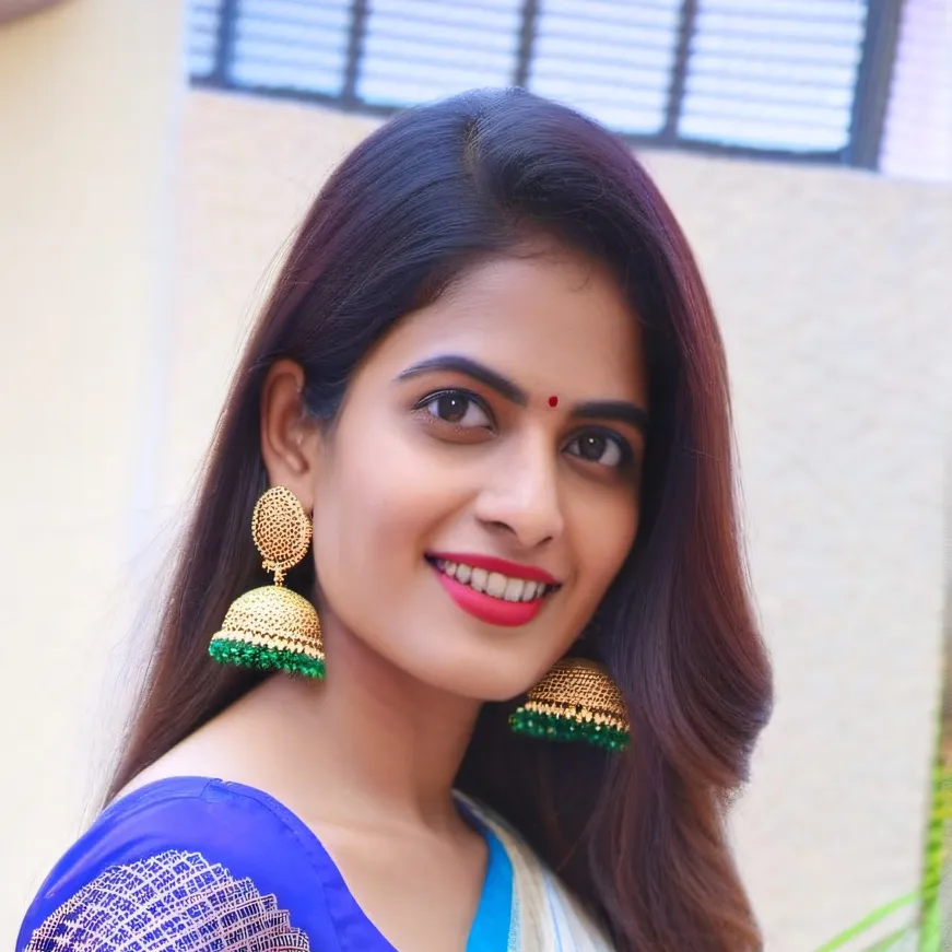 chat with ai character: Babita