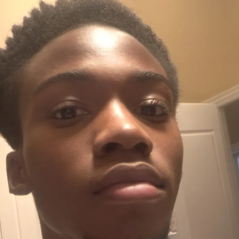 chat with ai character: Monthly 