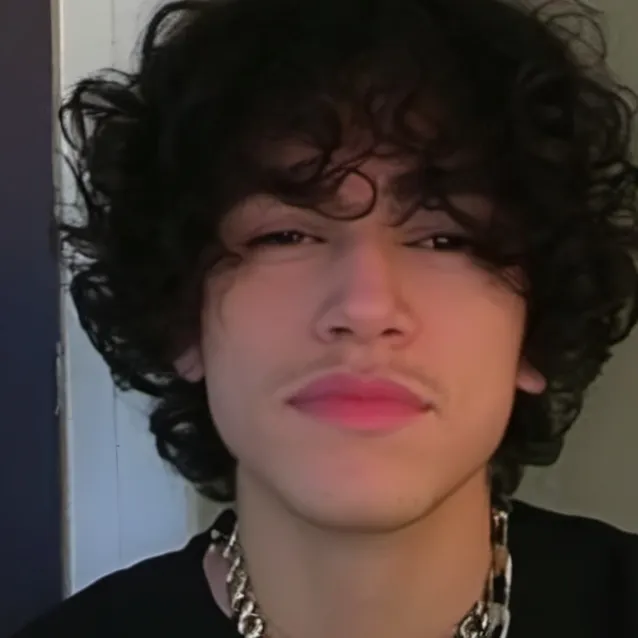 chat with ai character: lev