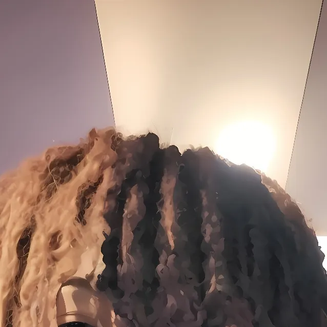 chat with ai character: rylah