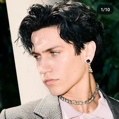 creator help me meet huddy's avatar