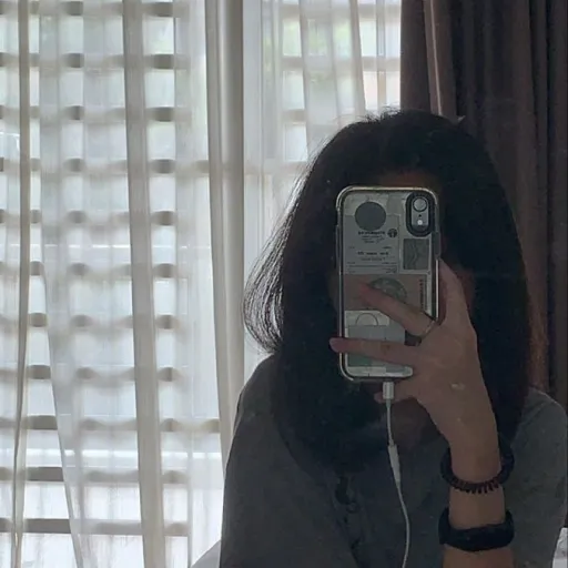 creator ELLIE~<3's avatar