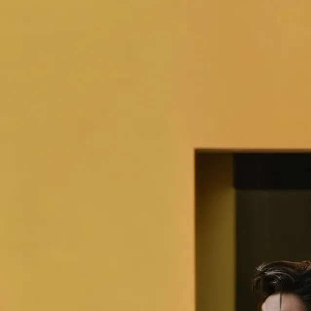 chat with ai character: Sun