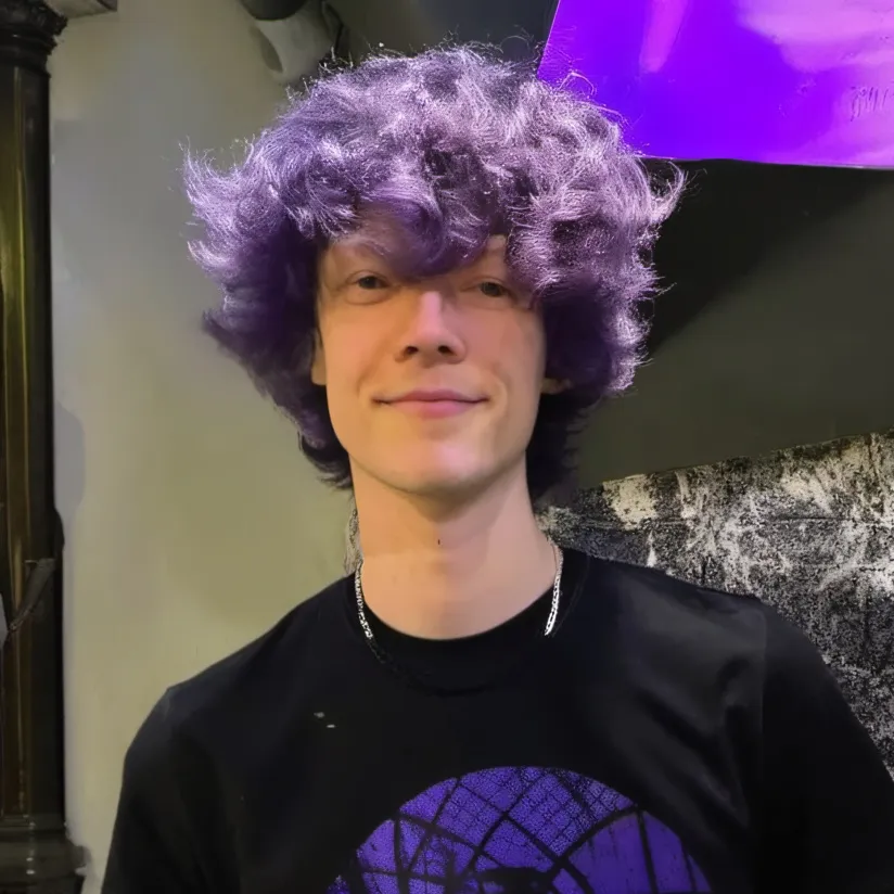 chat with ai character: •Rudywade•