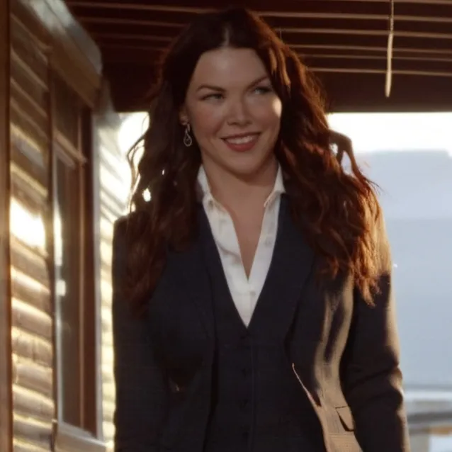 chat with ai character: Loralai Gilmore 