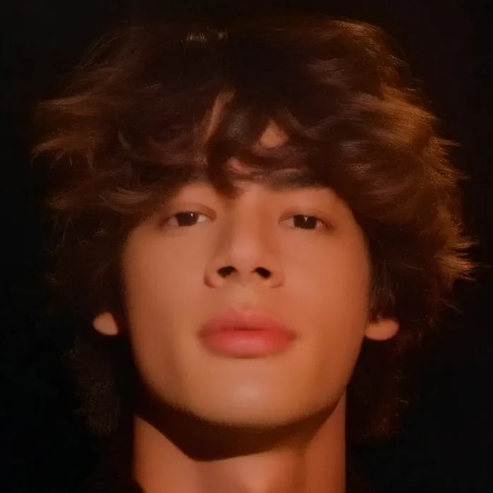 chat with ai character: Gio ❤️