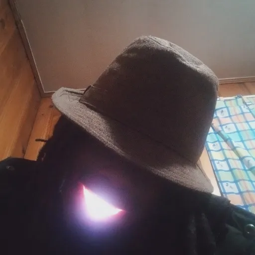 creator carlino kayakanovi's avatar