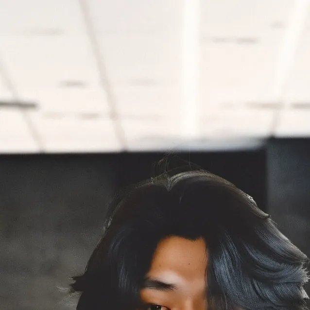 chat with ai character: Jax