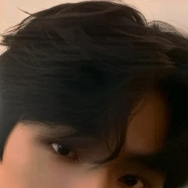 chat with ai character: Leo