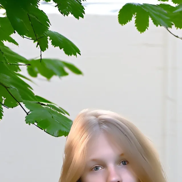 chat with ai character: Layla