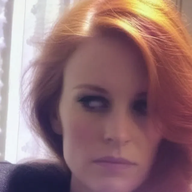 chat with ai character: mad cherry red 77