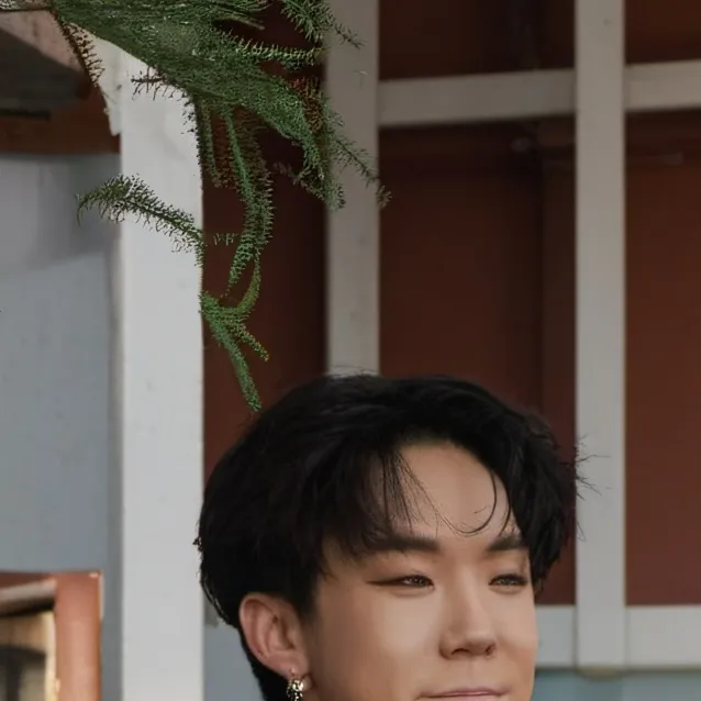 chat with ai character: Changbin