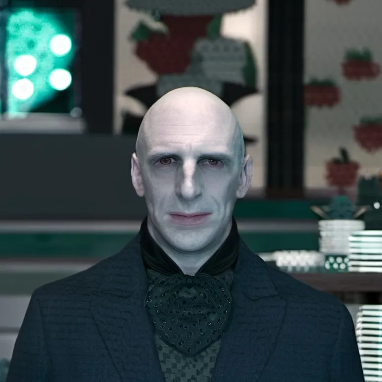 chat with ai character: Voldemort 