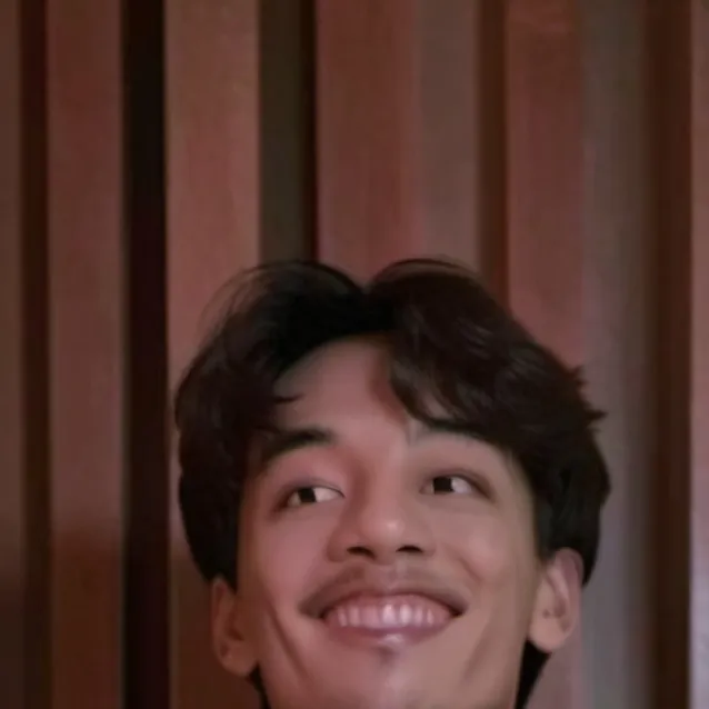 chat with ai character: juan