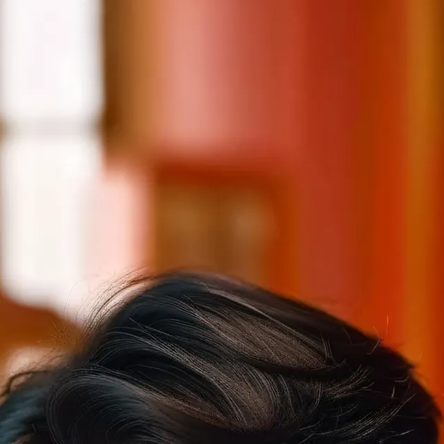 chat with ai character: Eric