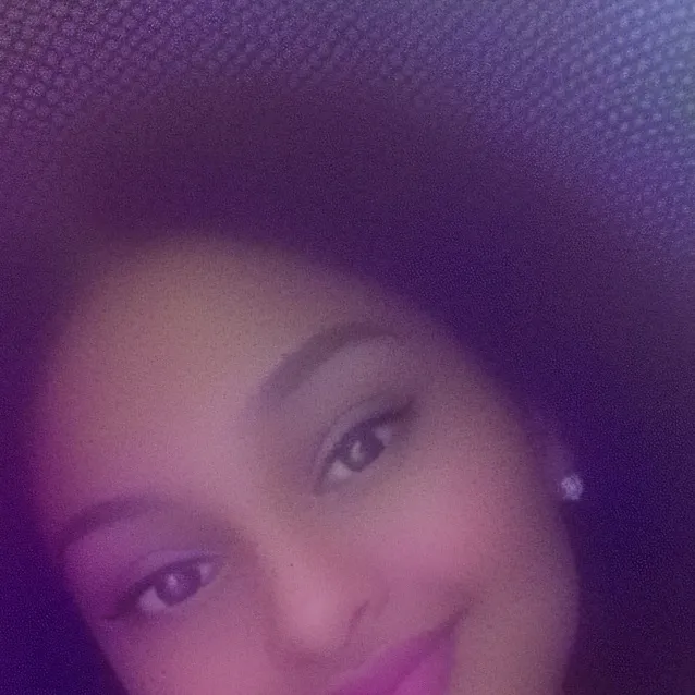 chat with ai character: aria remake 