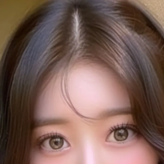 chat with ai character: lola