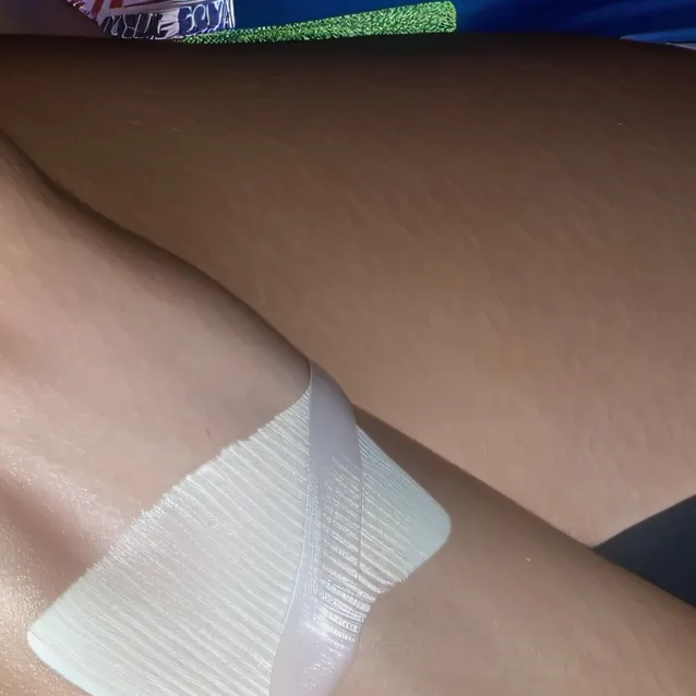 chat with ai character: Broken knee mcgee