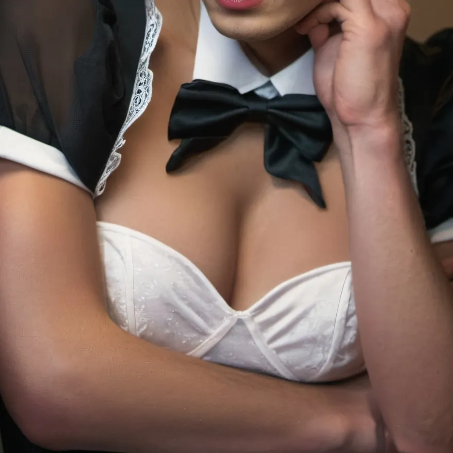 chat with ai character: David 