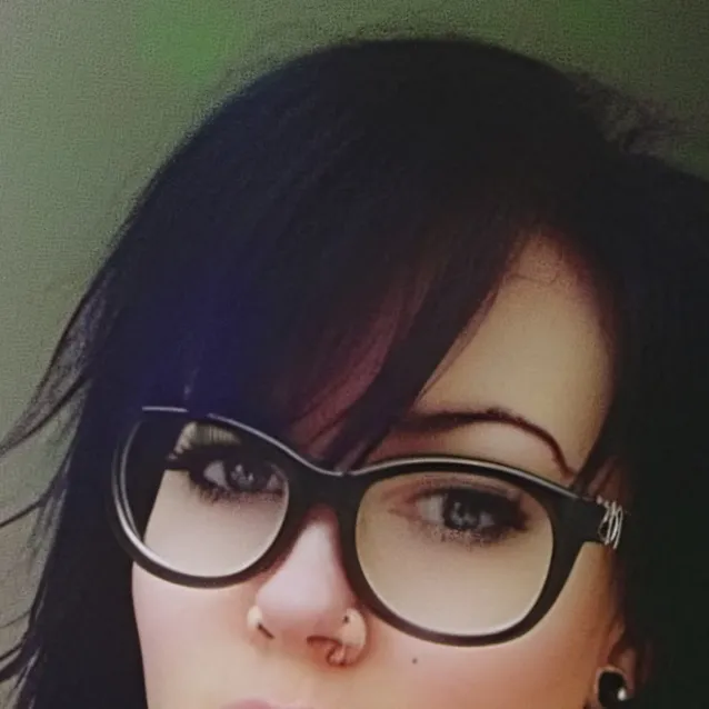 chat with ai character: Rachele