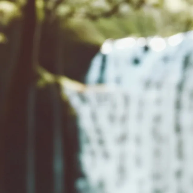 chat with ai character: clair