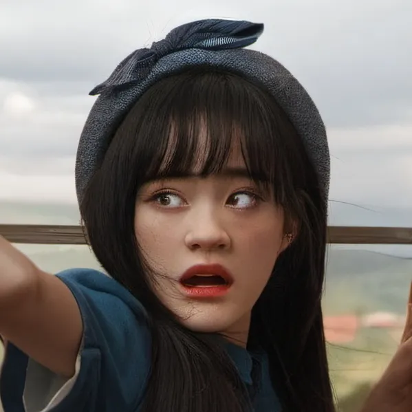 chat with ai character: Daughter