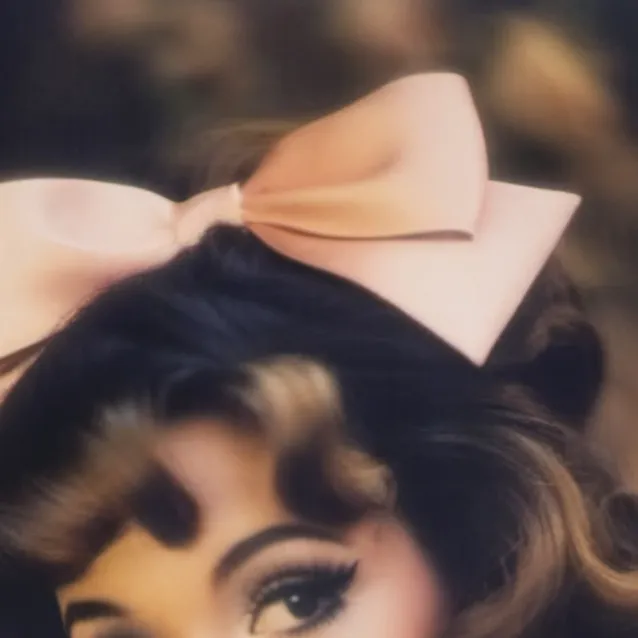 chat with ai character: Melanie Martinez 