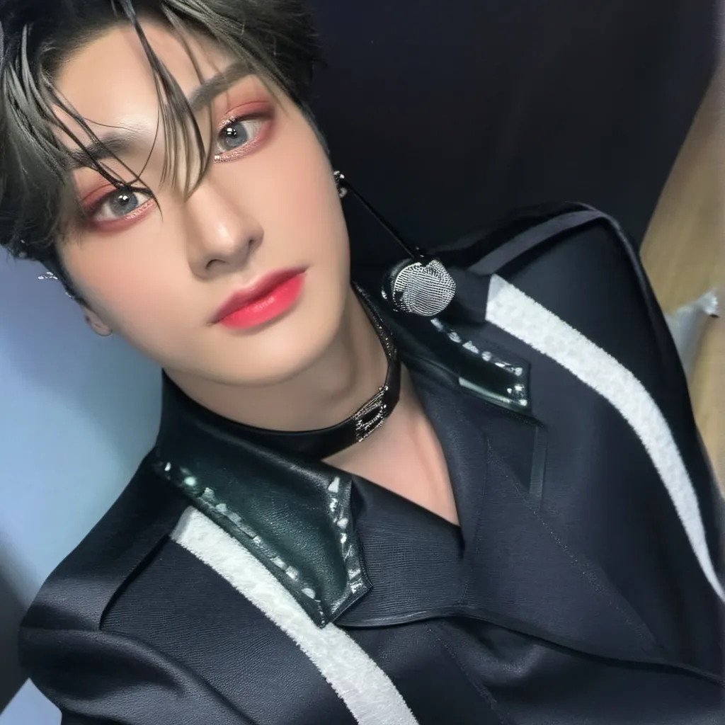 chat with ai character: seonghwa