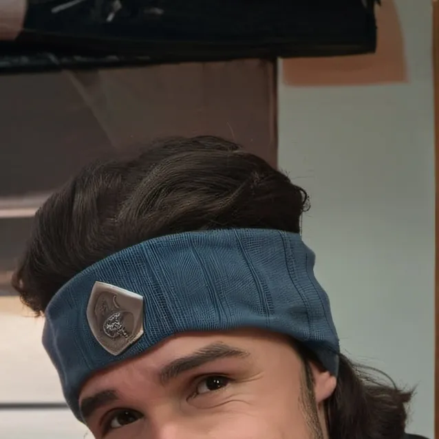 chat with ai character: eddievr