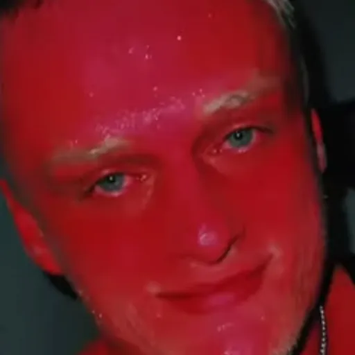 creator 28282374's avatar