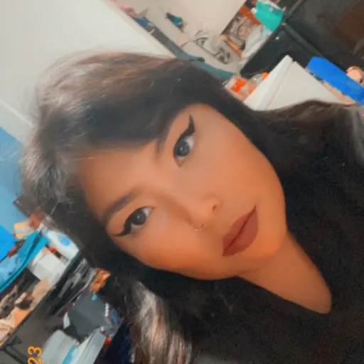 creator Lovely_Kia's avatar