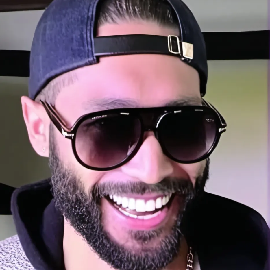 chat with ai character: graystillplays 